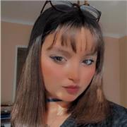 Professeur particulier qui donne cours au élèves de primaire et collège